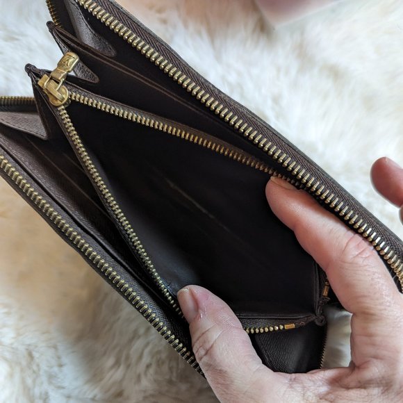 Louis Vuitton Damier Ebene Zippy Wallet w/ box & dust bag - Picture 6 of 13